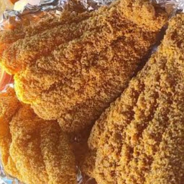 12 PCS  LARGE CATFISH PARTY PAC.